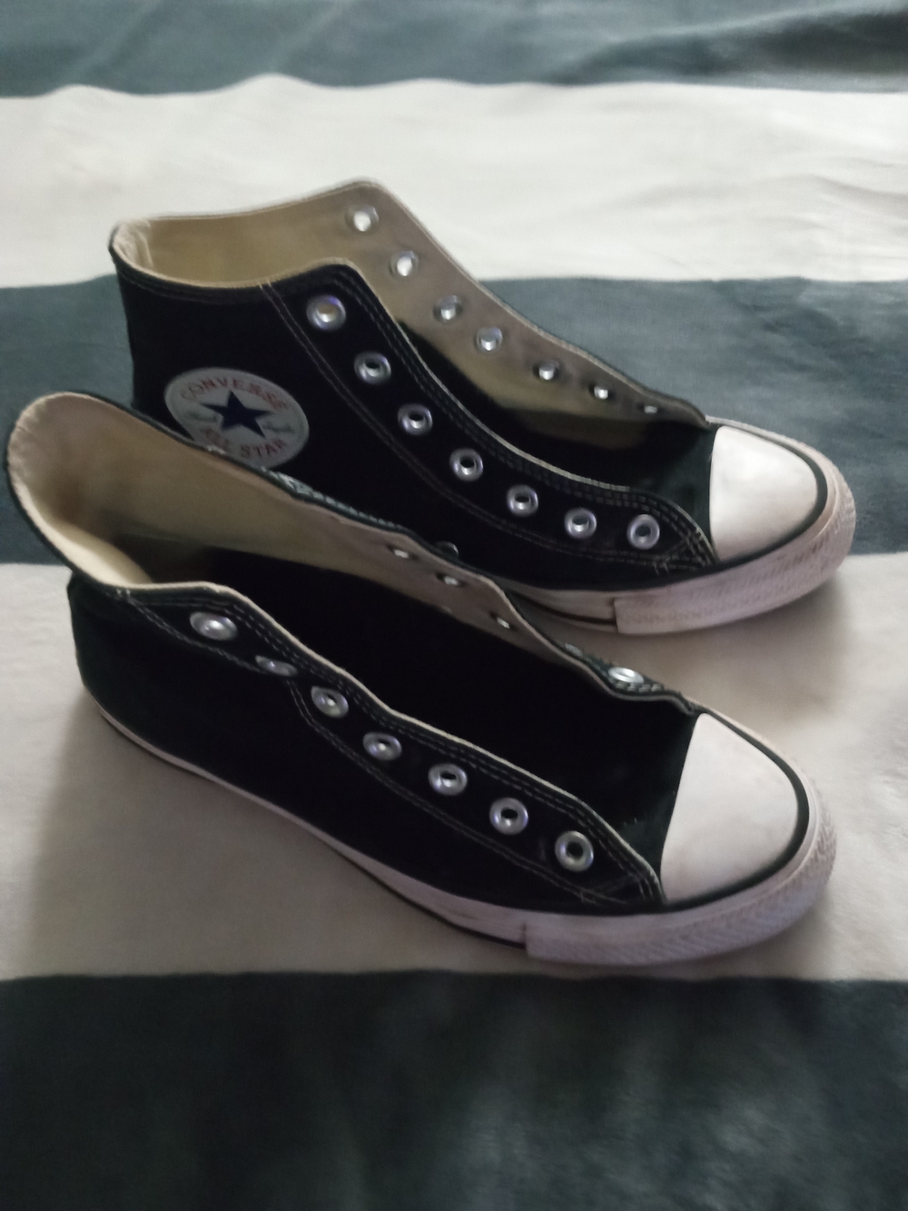 Converse Chuck Taylor Low Top Sneakers - Black & White 2021